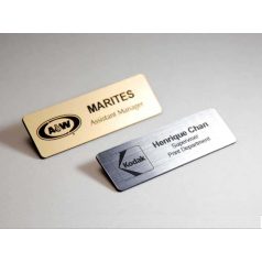 Név kitűző mágneses