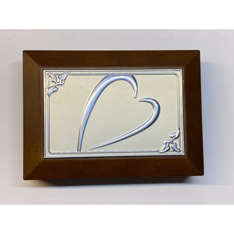 Gravírozható ékszertartó fadoboz szív mintával