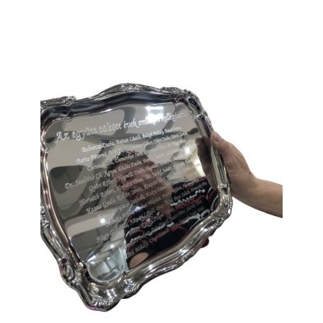 Gravírozható fényes füles tálca közepes