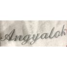 Névvel hímzett törölköző